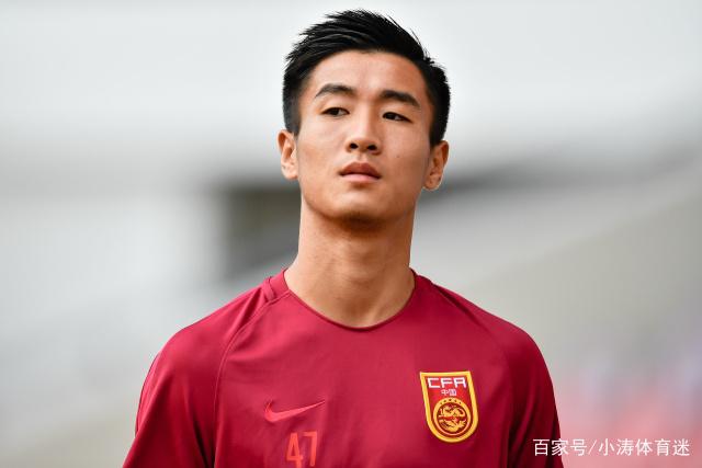穆里尼奥有望夺得双冠，曼联面临困境